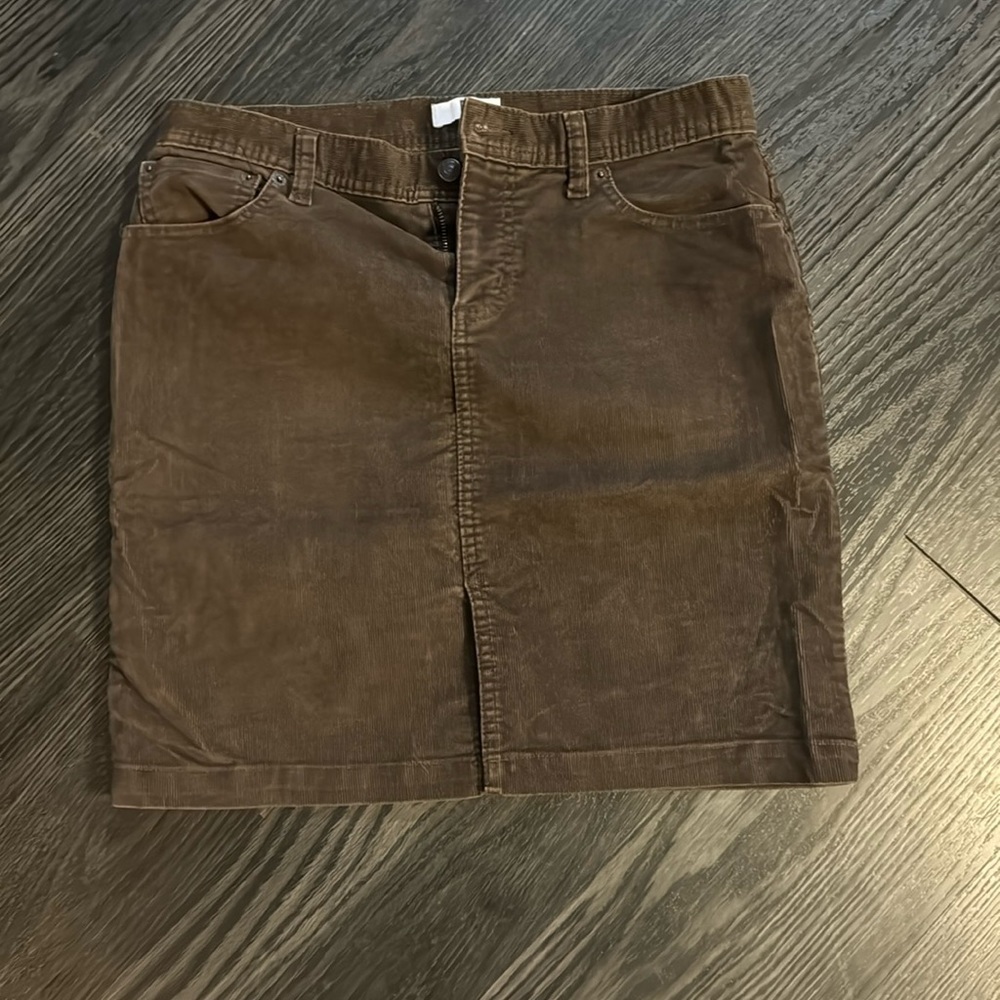 🍍GAP CORDUROY SKIRT🍍FRONT SLIT🍍POCKETS 🍍SIZE 6🍍Z-1
